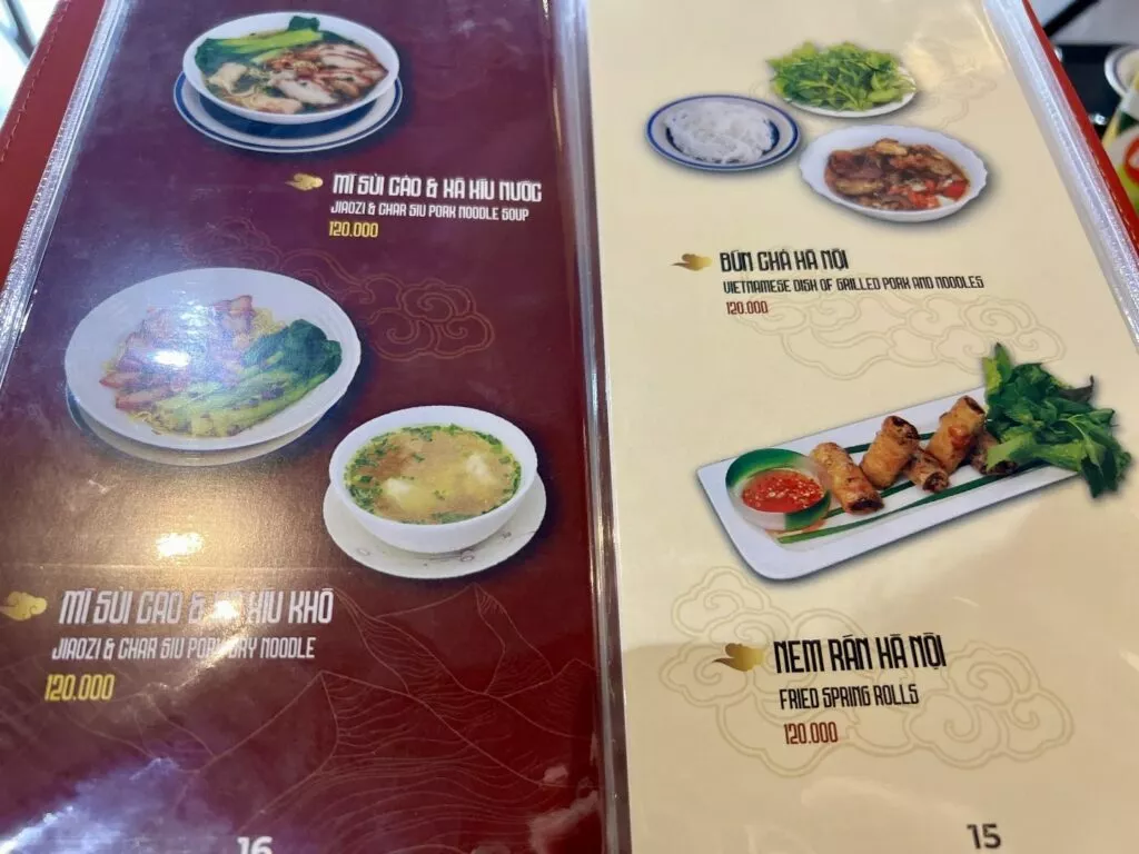 푸꾸옥 뉴월드 리조트 추천 맛집, Nhà hàng Cá Vàng Phú Quốc 7 Nhà hàng Cá Vàng Phú Quốc의 메뉴판