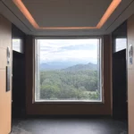 르네블루 바이 워커힐의 복도